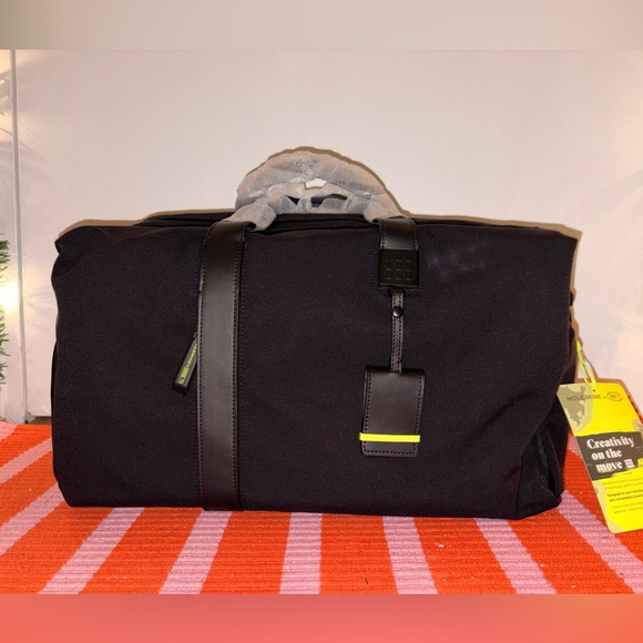 Bric's Moleskine Black and Green Duffel Bag - Picture 2 of 4